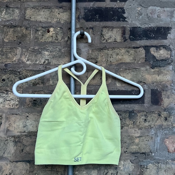 Set Active Pale Yellow Sculpt Flex Ribbed V bra (Size xs/s) - Picture 2 of 9